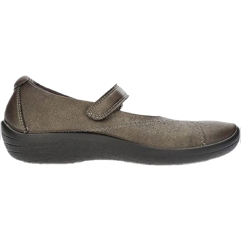 Casual Shoes with quiet day-Casual-shoes-for-casual-wear-Women's Arcopedico Triglav Bronze Synthetic